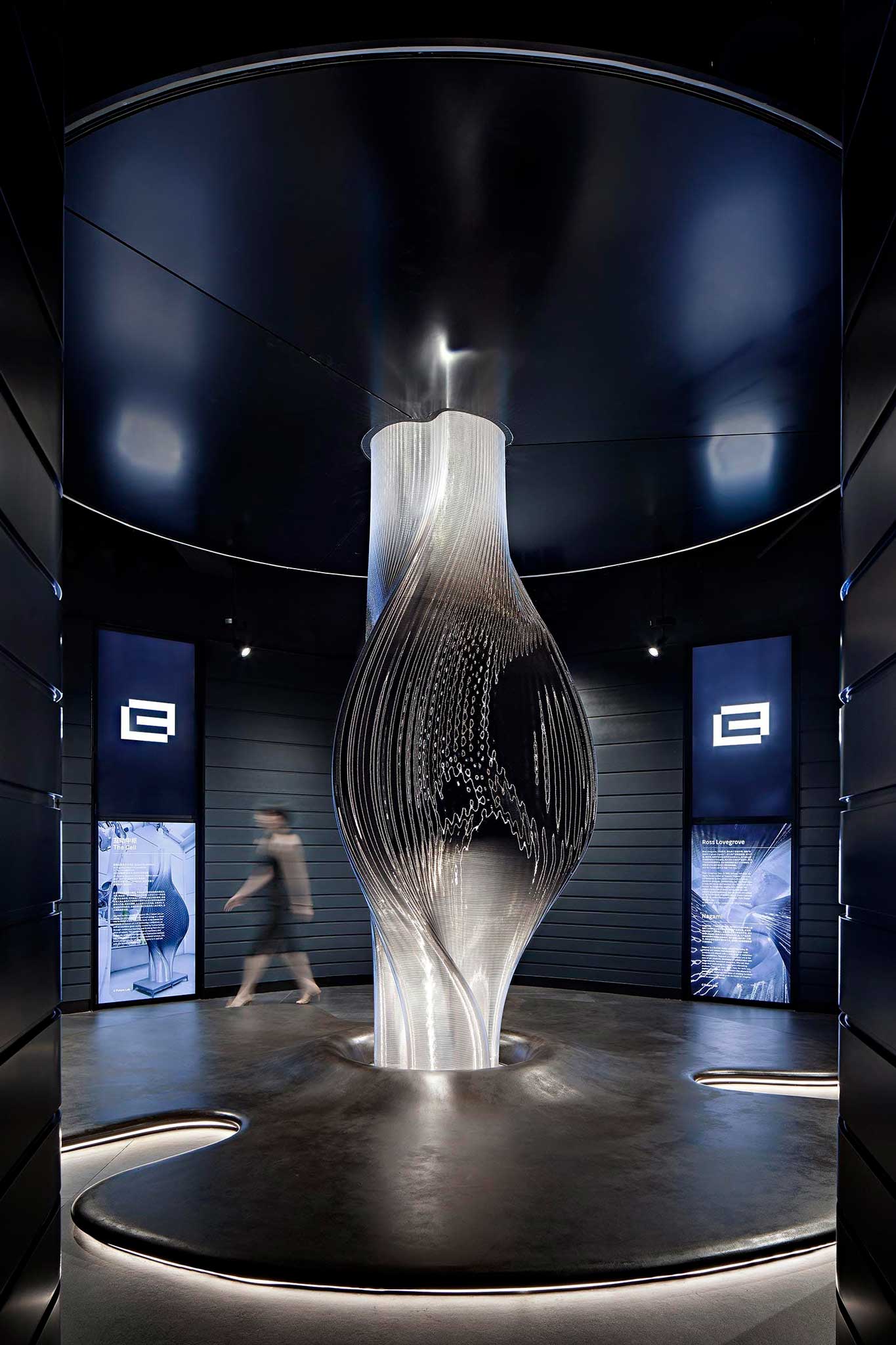 Escultura Ganic de Ross Lovegrove, impresa en 3D por Nagami en gran formato