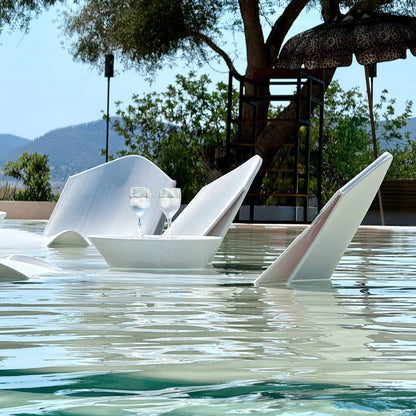 Water Chaise