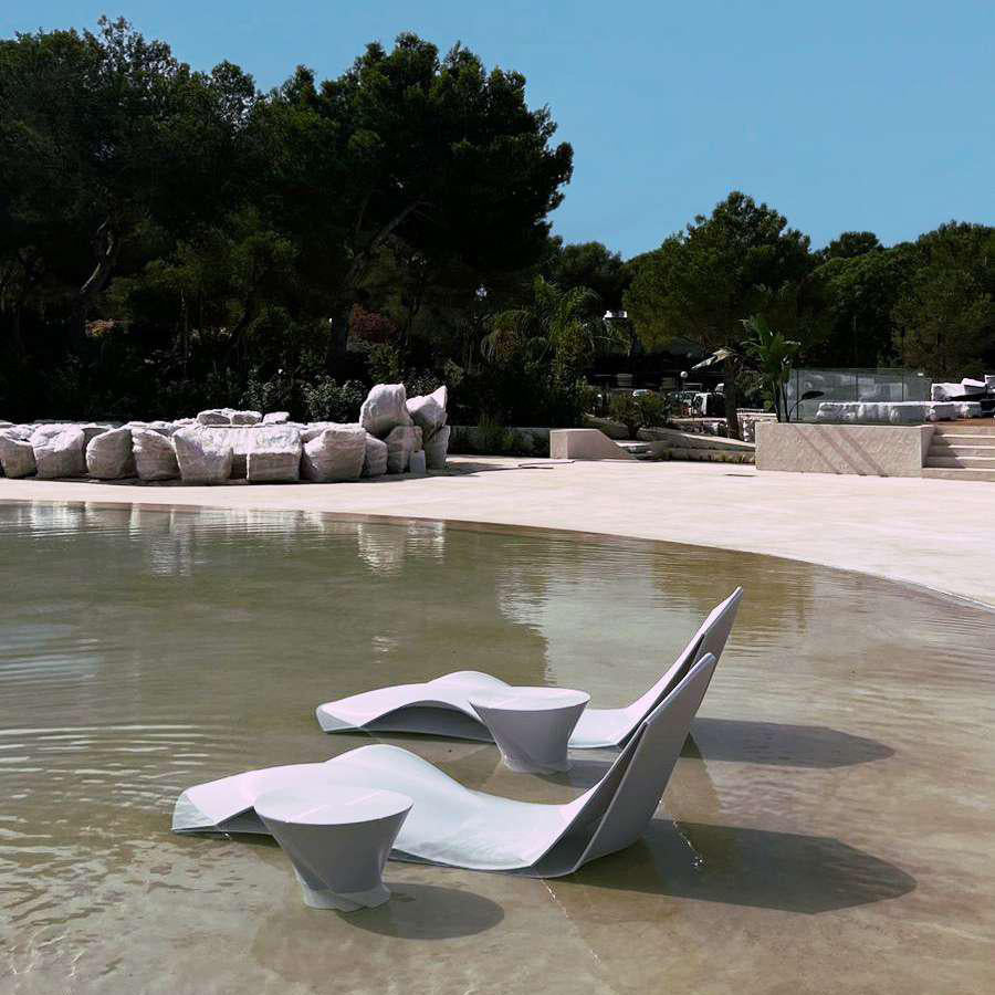Water Chaise