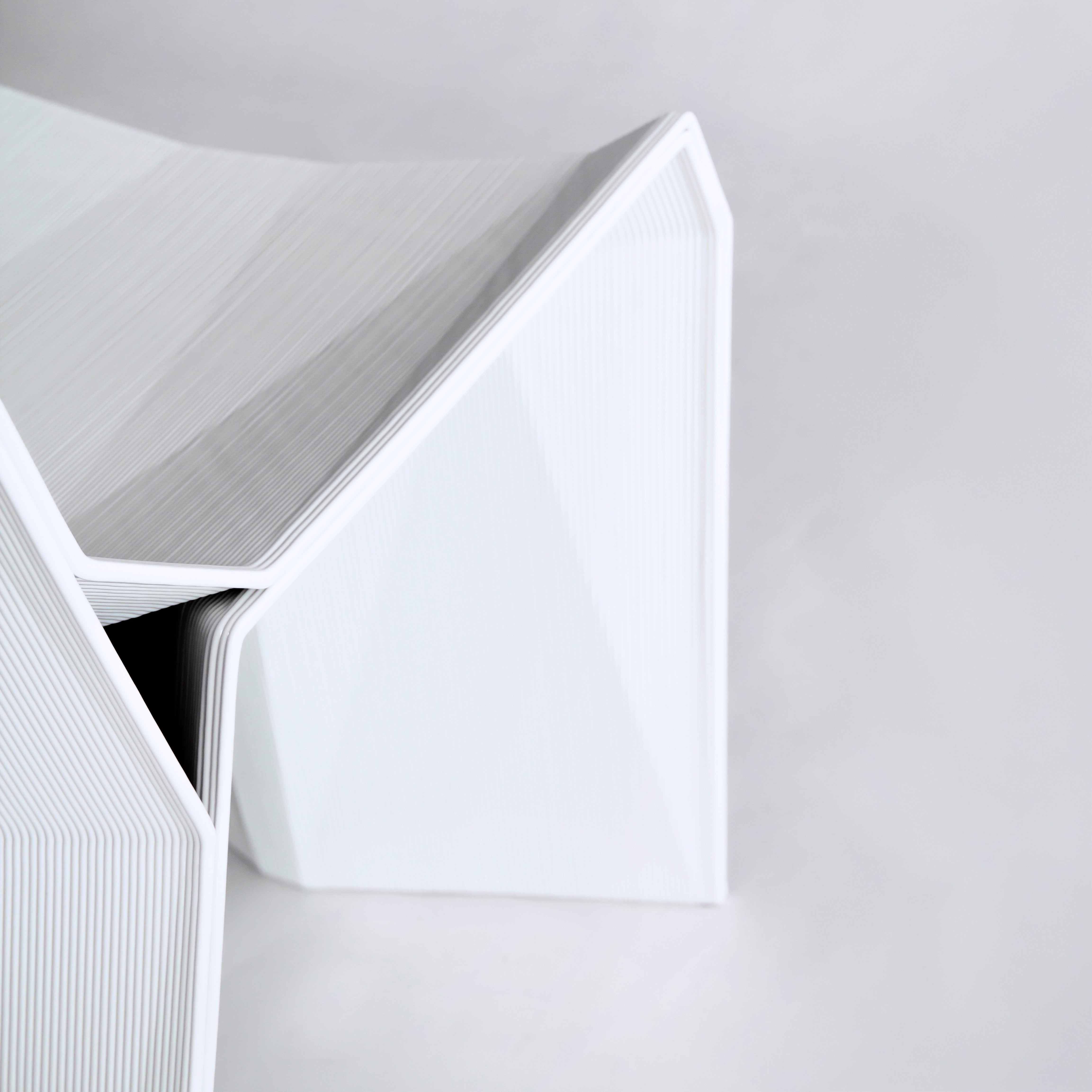 Clera chair — white — 003