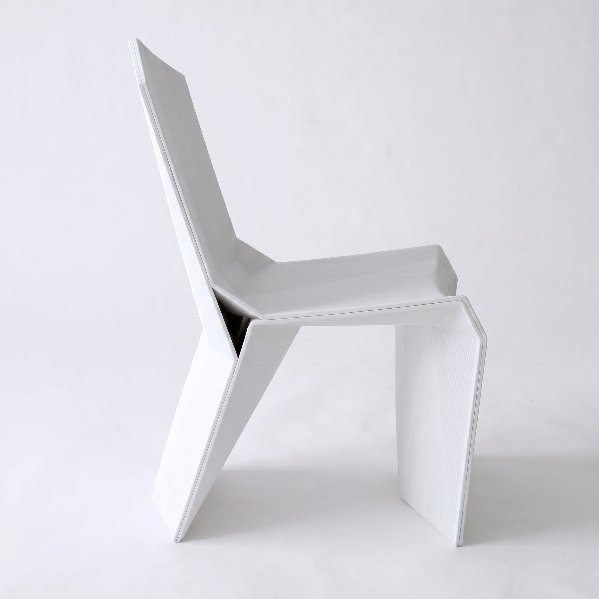 Clera chair — white — 004